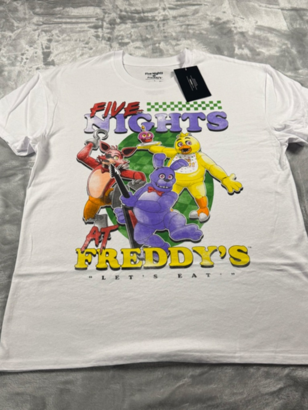 Five Nights at Freddy's Graphic T-Shirt – Men's Large – NWT